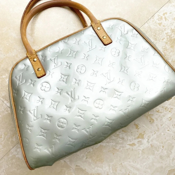 Louis Vuitton Monogram Thompkins Silver Vernis Tote - Picture 2 of 16